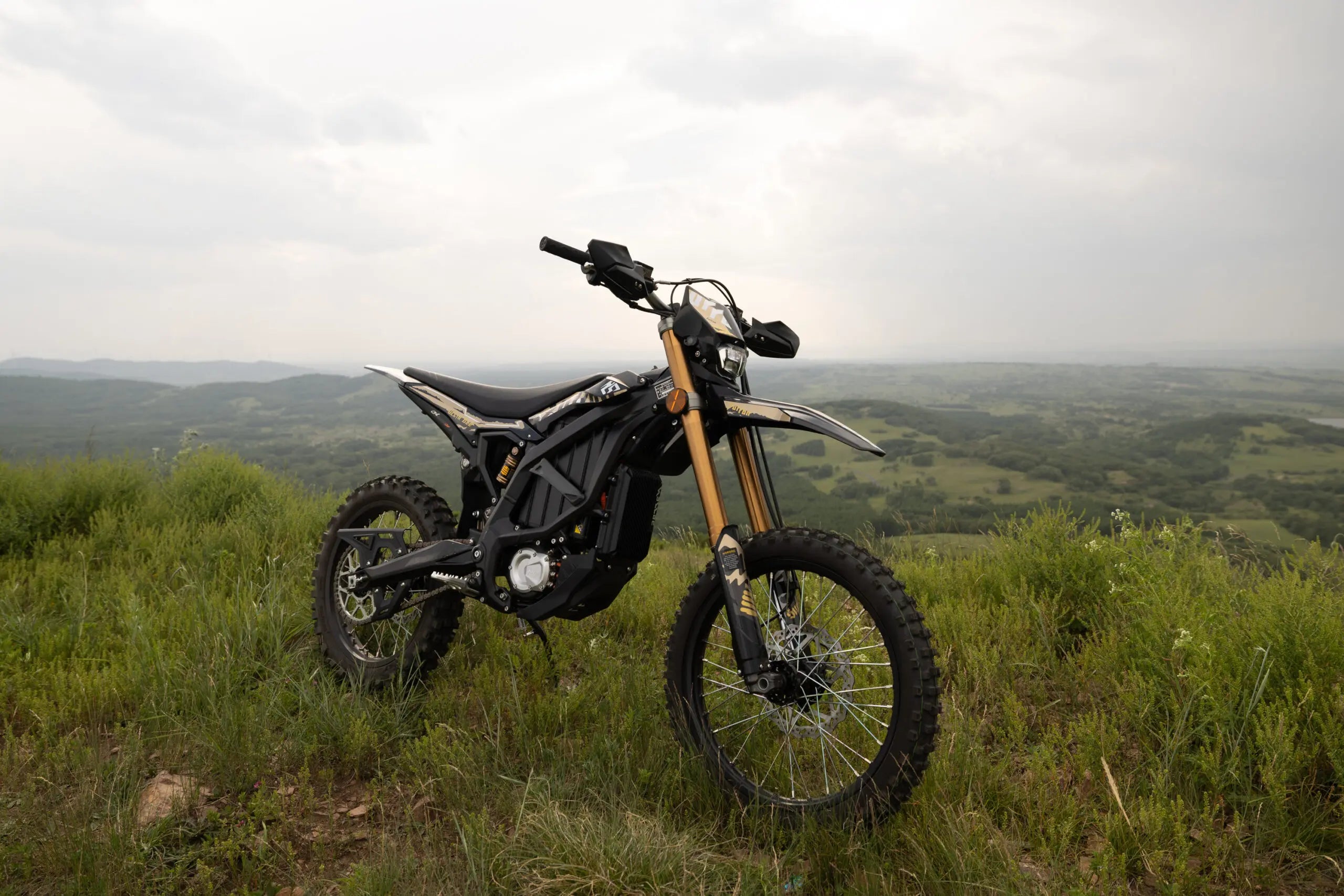 Sur Ron Ultra Bee 2025