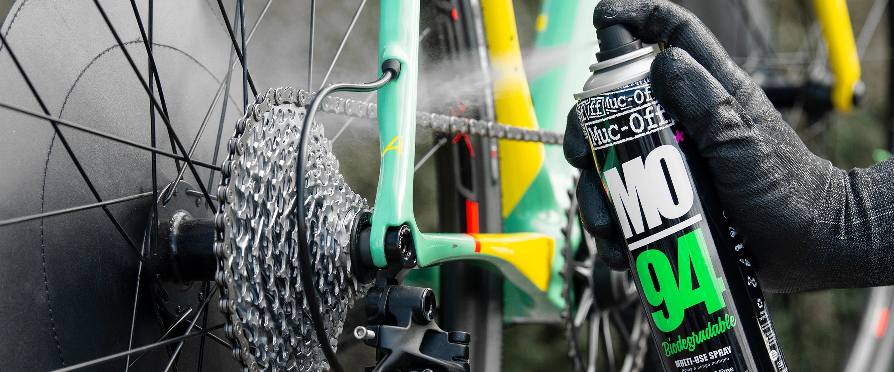 Muc-Off MO-94 On gears 2