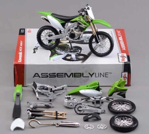 Kawasaki KXF 450 1:12 Scale Model