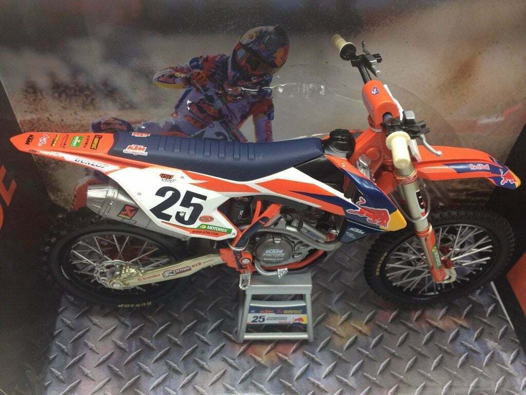Marvin Musquin Red Bull KTM SXF 450 1:10 Scale Model by NewRay
